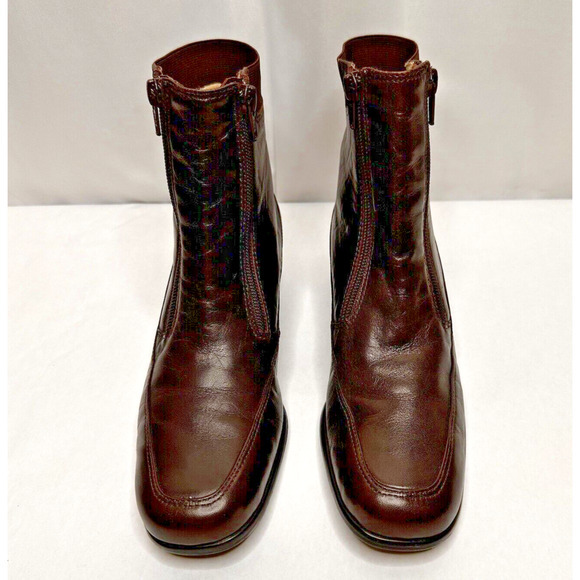 Ros Hammerson Womens Boots 7N Ankle Height Brown Leather Zip Butter Soft Booties - Picture 3 of 15